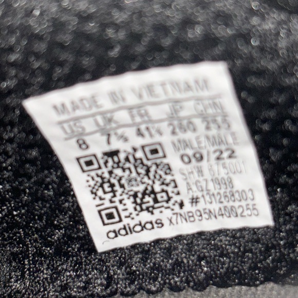 Adidas NMD R1 V2 Black White Men's Sneakers GZ1998 New NWT NWOB Size 8 - Picture 13 of 14